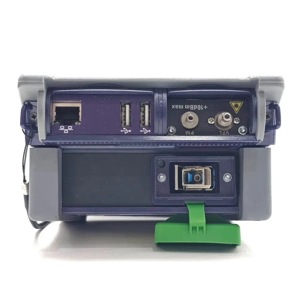 Viavi MTS 2000 V2 OTDR displaying trace on screen during fibre test