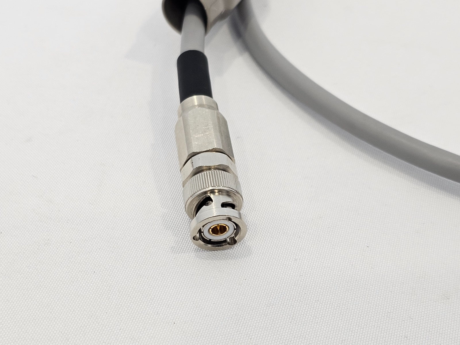 Keysight Agilent 16117E low noise test lead cable and female triaxial connector