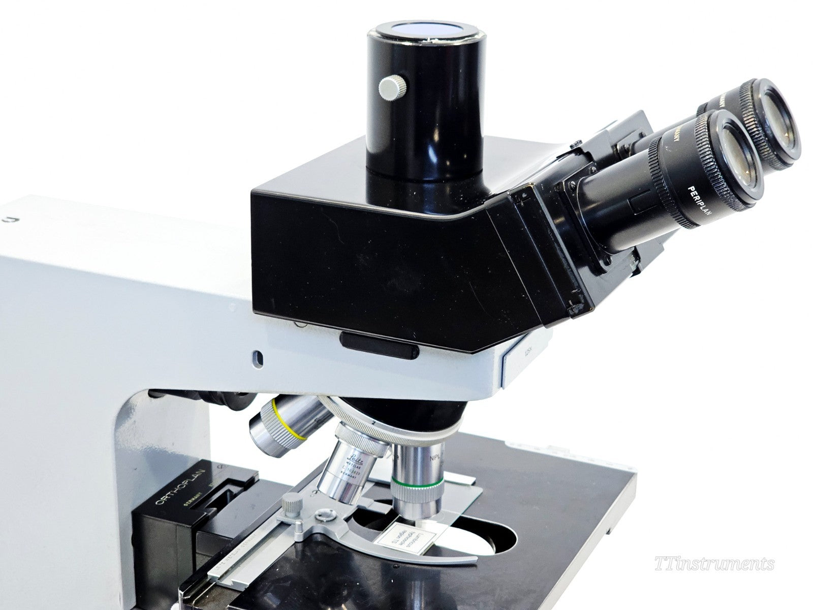 Leitz Orthoplan Compound Microscope with 6x Objectives & Illuminator