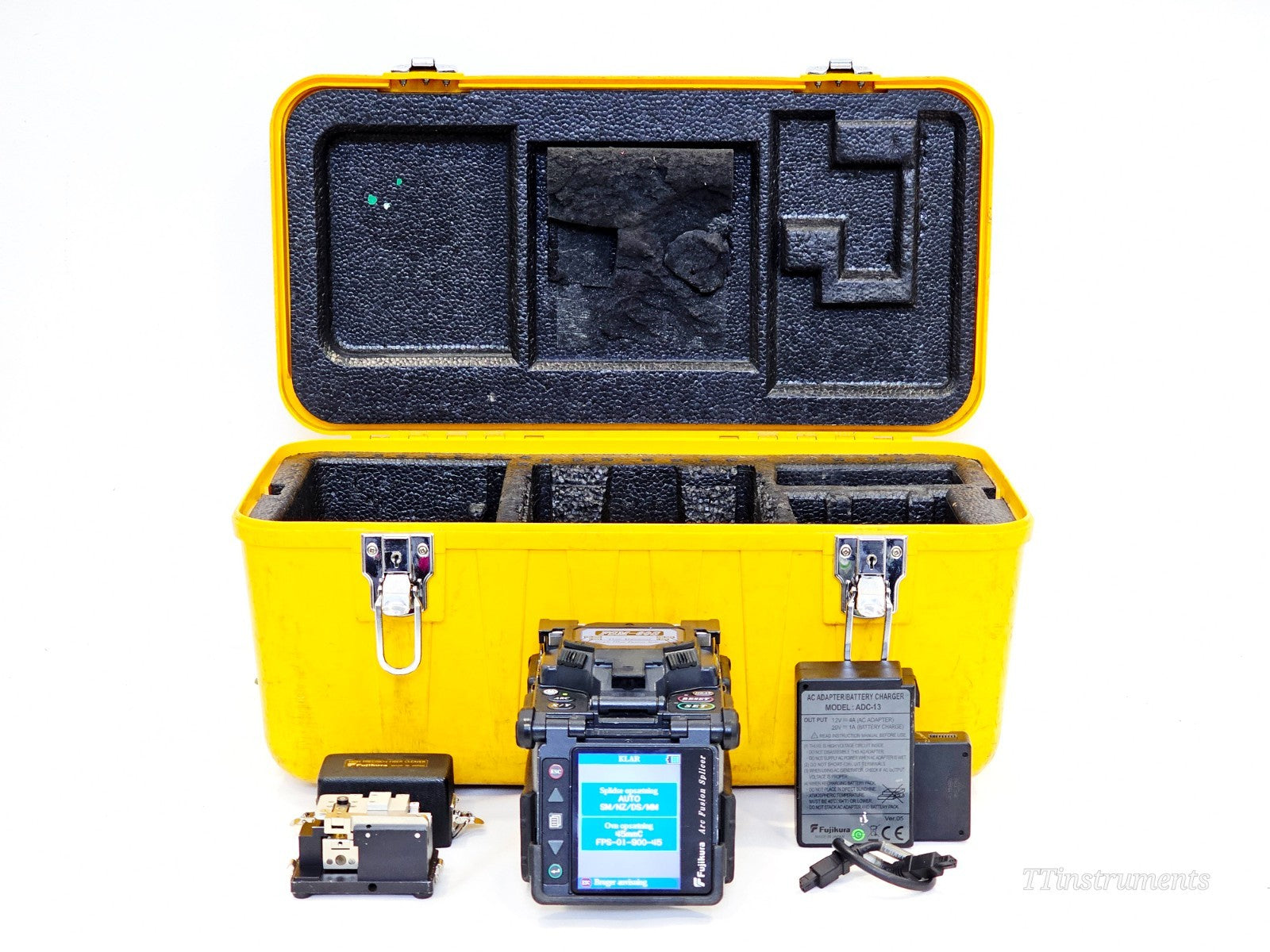 Fujikura FSM-60S used fusion splicer fibre optic splicing machine with carry case