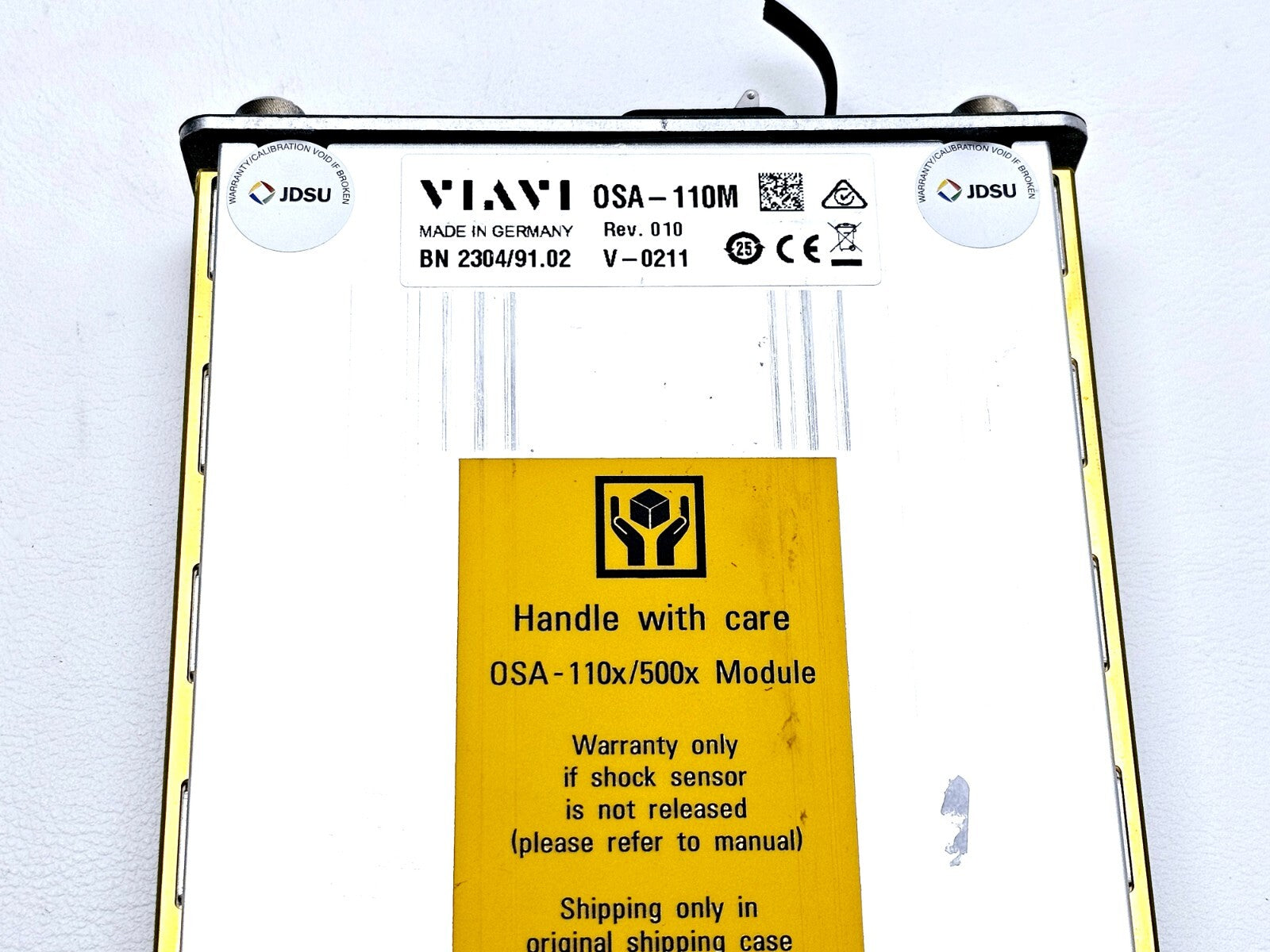 Viavi JDSU OSA-110M module removed from mainframe showing module connector