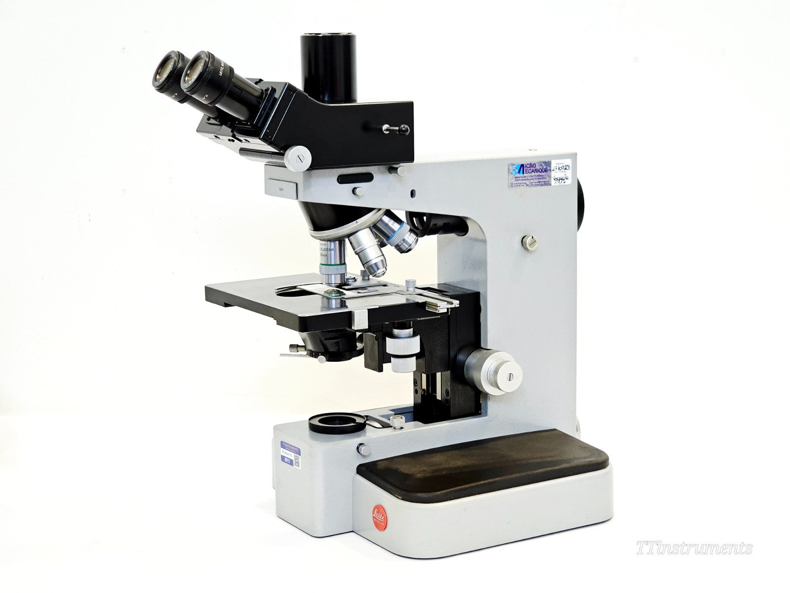 Leitz Orthoplan Compound Microscope with 6x Objectives & Illuminator