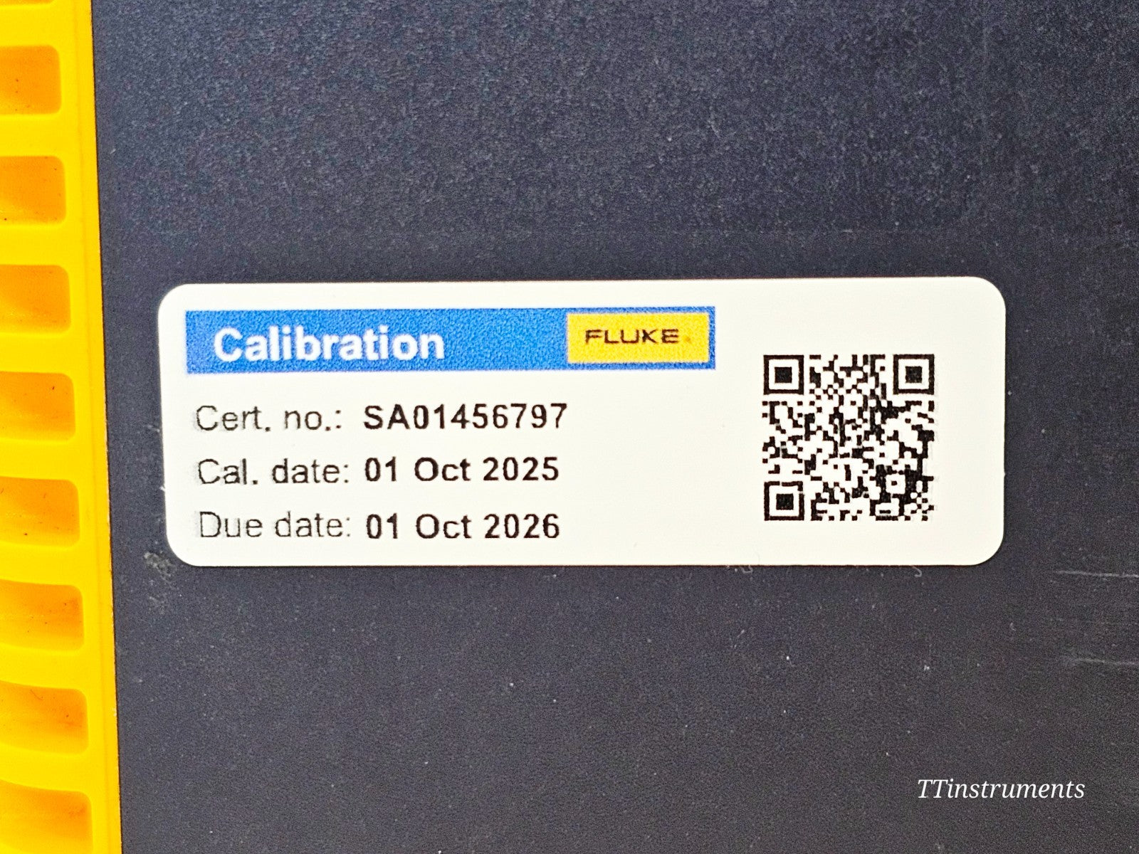 Fluke 1748 power quality analyser front panel and colour display screen