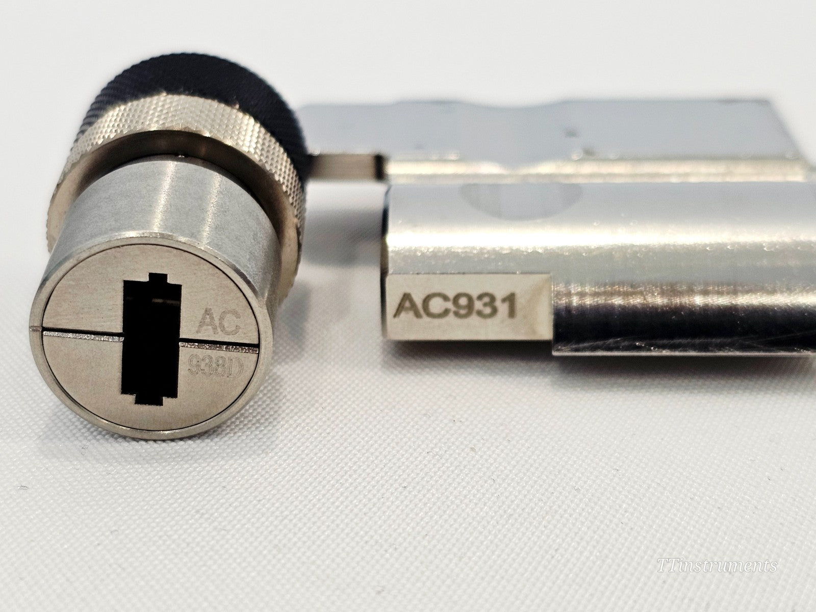 VIAVI mOPM-C1RHIS Remote Head with Multiple Adapters Integrated Premium Performa