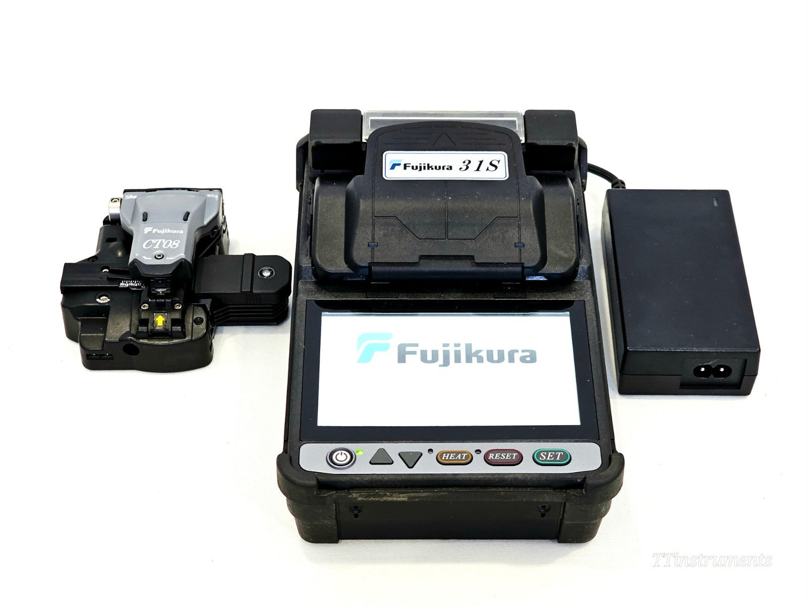 Fujikura 31S fusion splicer refurbished unit, compact fibre optic splicing equipment