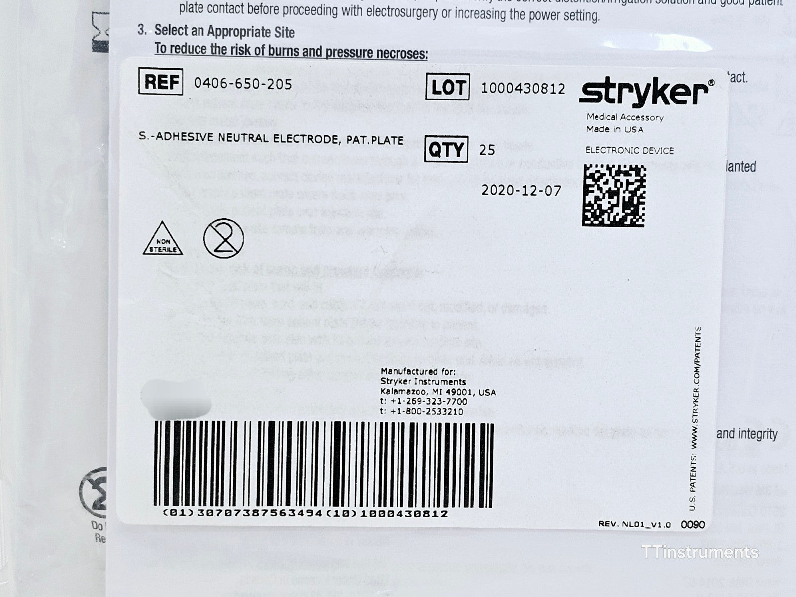 Stryker 0406-650-205 Adhesive Neutral Electrode PAT PLATE Pack of 25