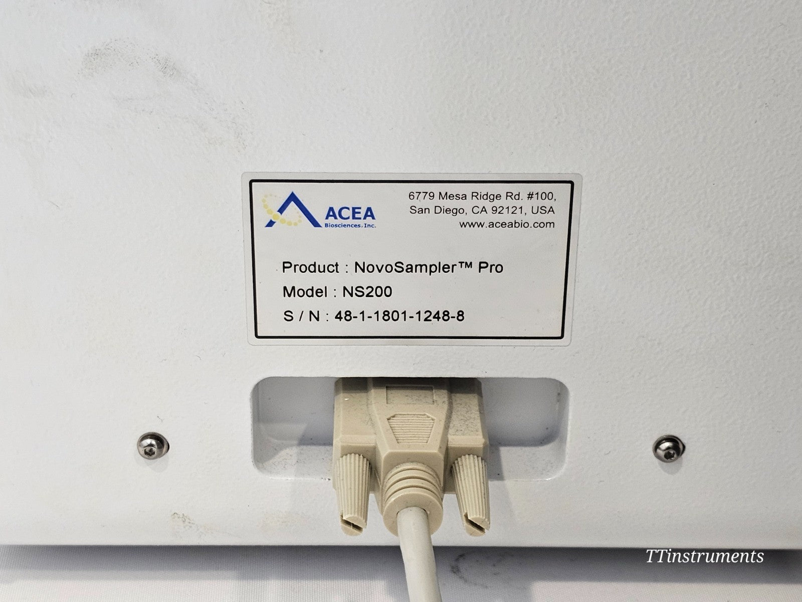 Agilent ACEA NovoCyte 2060R Flow Cytometer w/ NovoSampler Pro & Fluidics Station