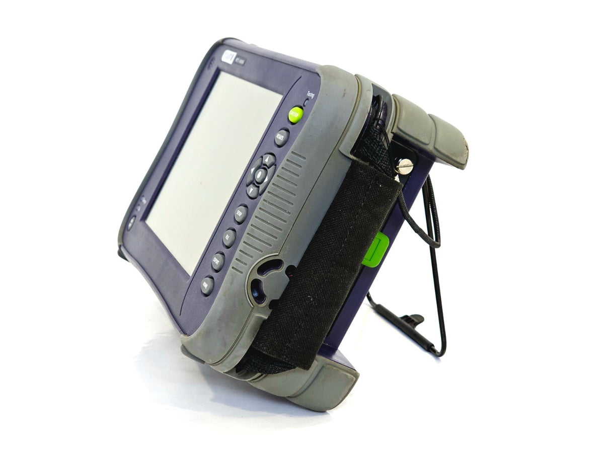 VIAVI MTS OTDR side view showing optical port connectors