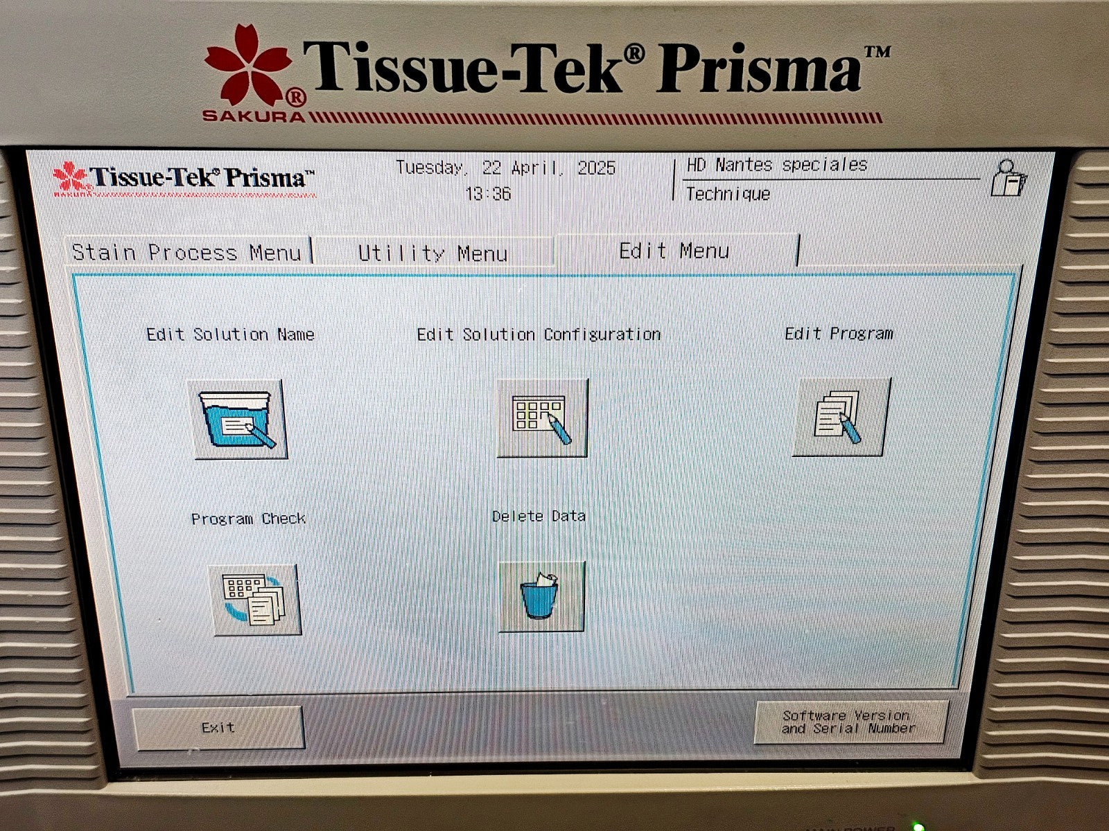 Sakura Tissue-Tek 6132 Prisma E2D & 4742 Film E2 Slide Stainer Coverslipper17