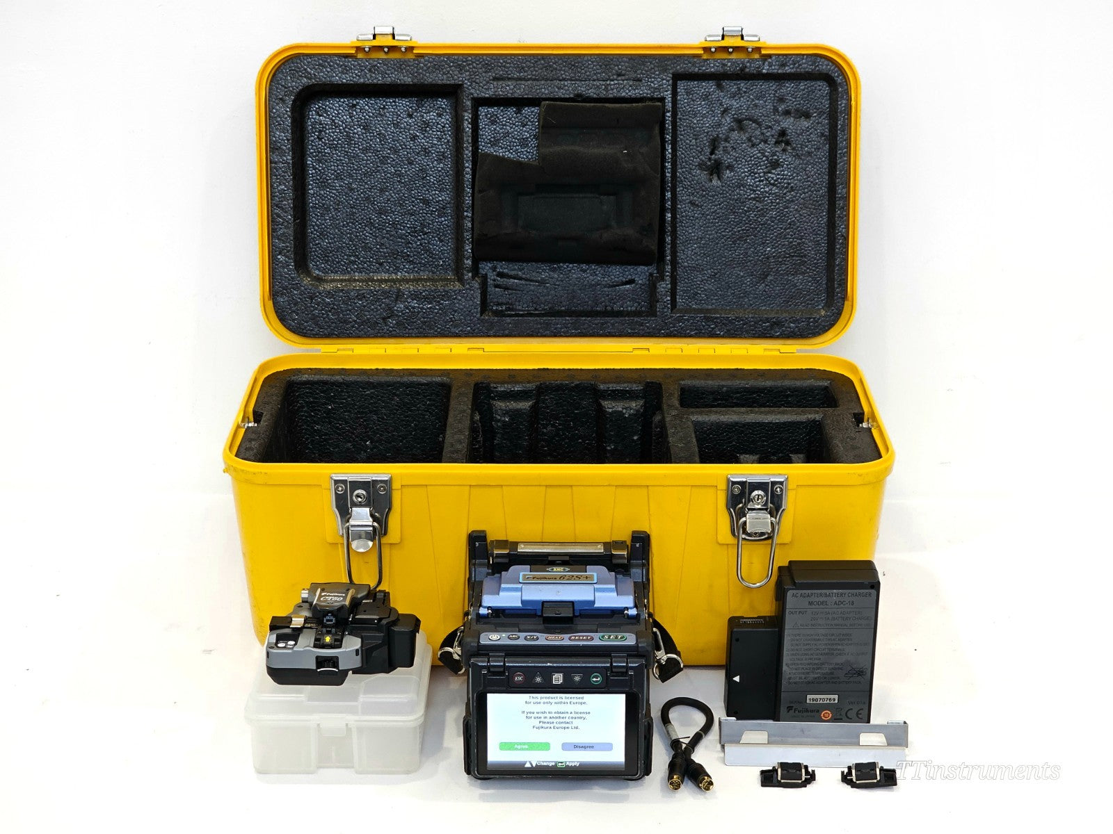 Serviced Fujikura 62S+ SM MM Core Alignment Splicer CT-50 Cleaver ARC 12471