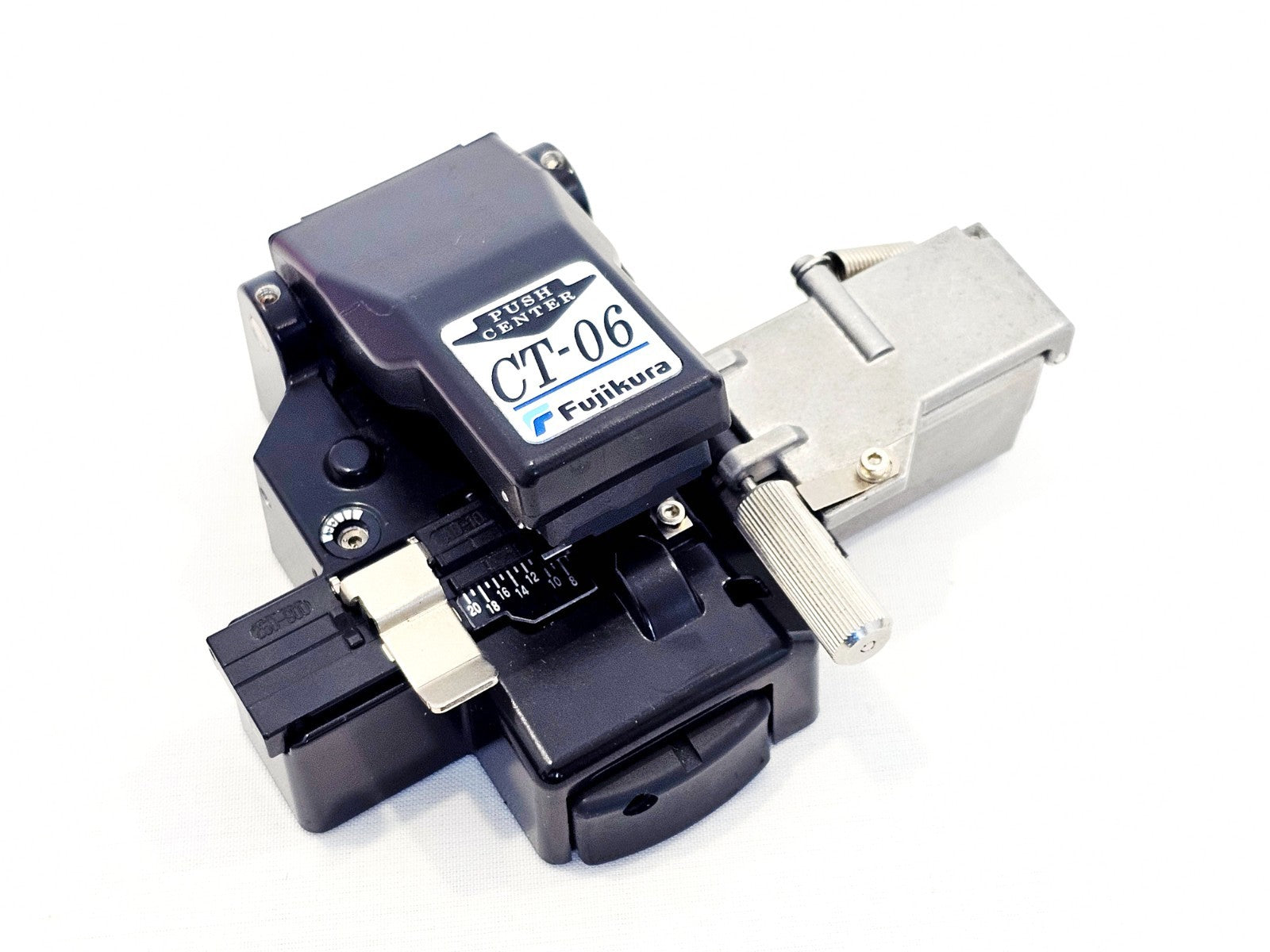 Fujikura CT-06 used fibre optic cleaver for fusion splicing, precision blade tool