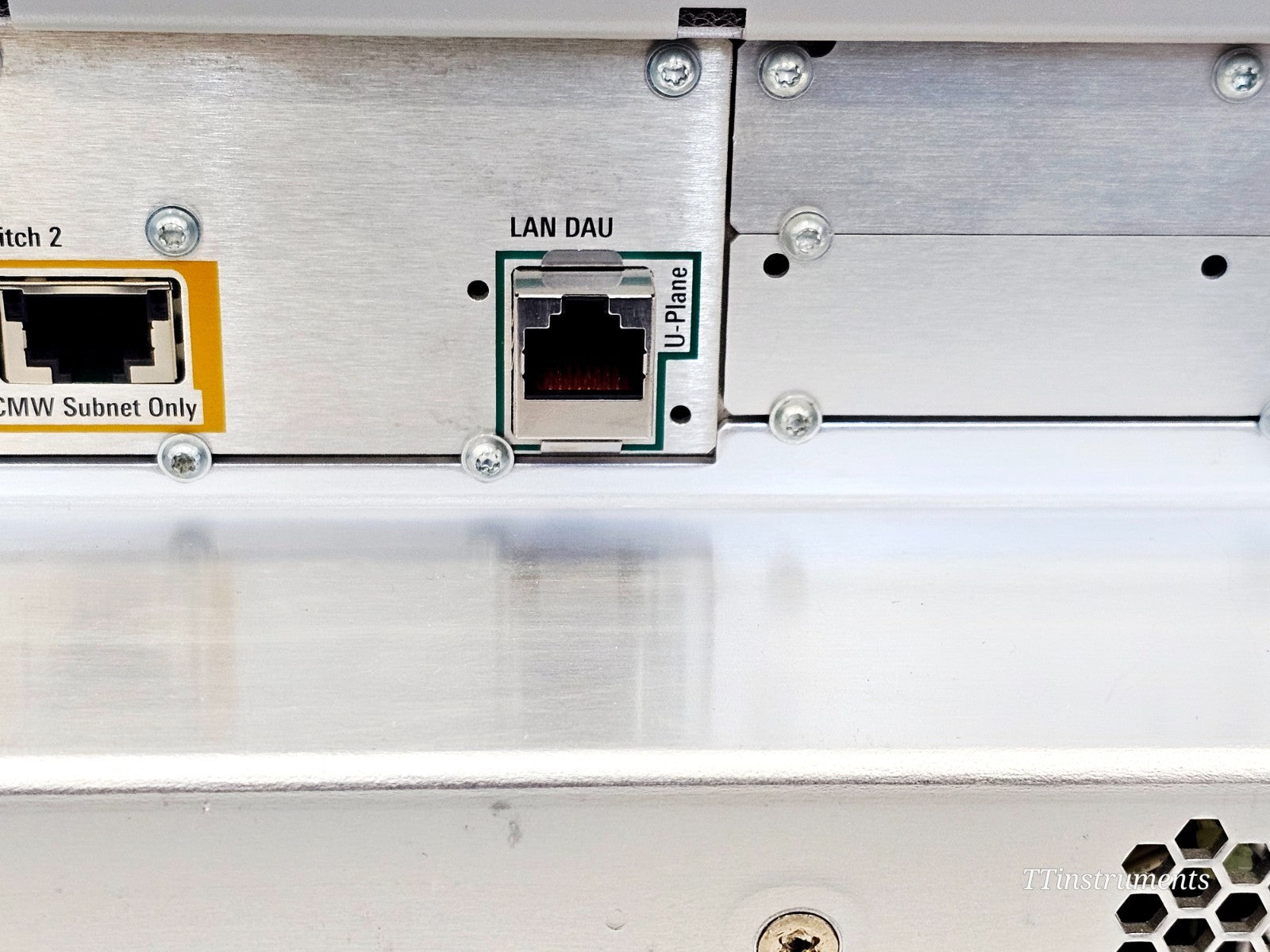 Rohde & Schwarz CMW290 Radio Communication Tester 1201.0002K29 RF Test Signal +