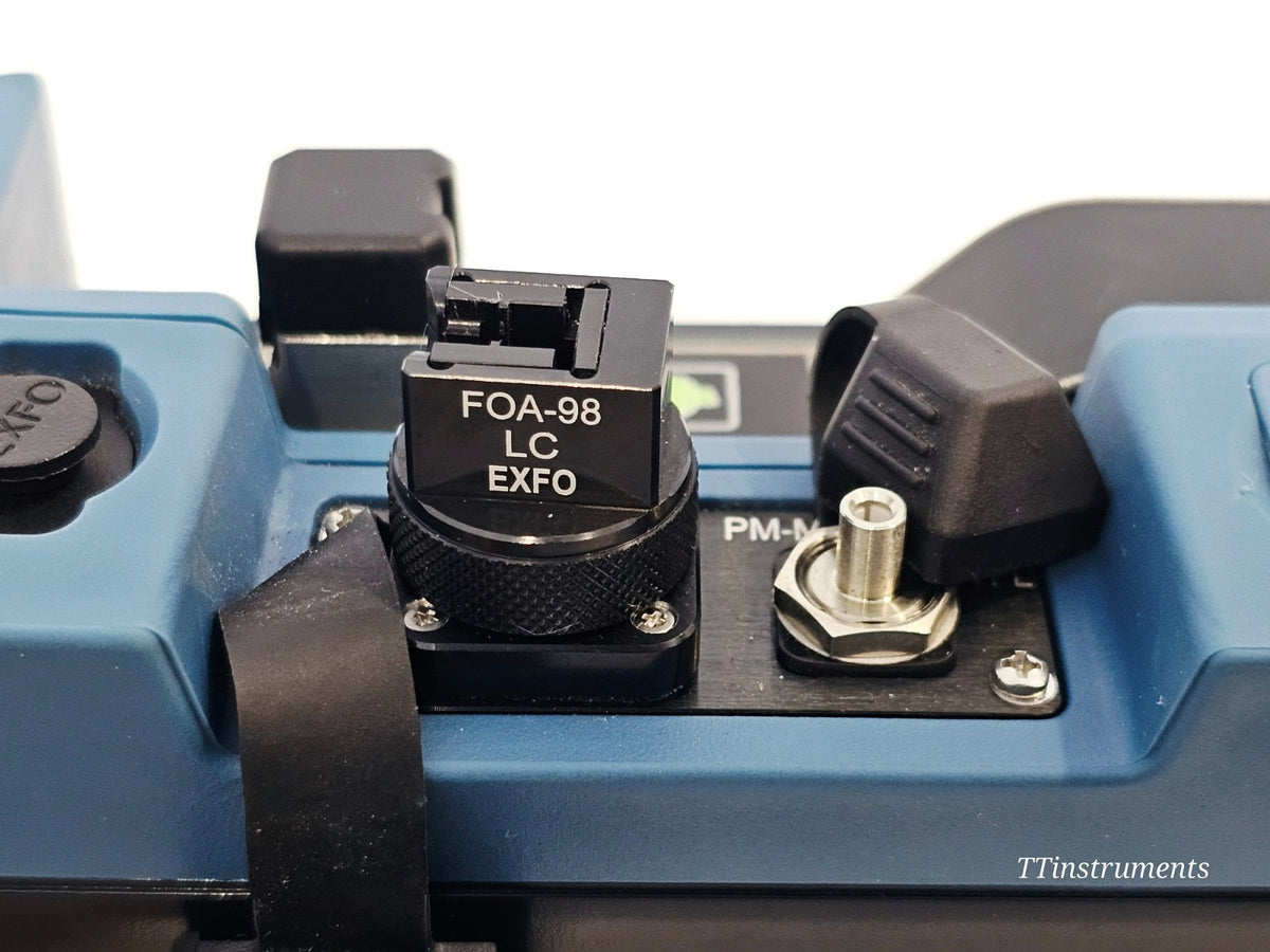 EXFO MAX-730C-SM2 OTDR connector port close-up view