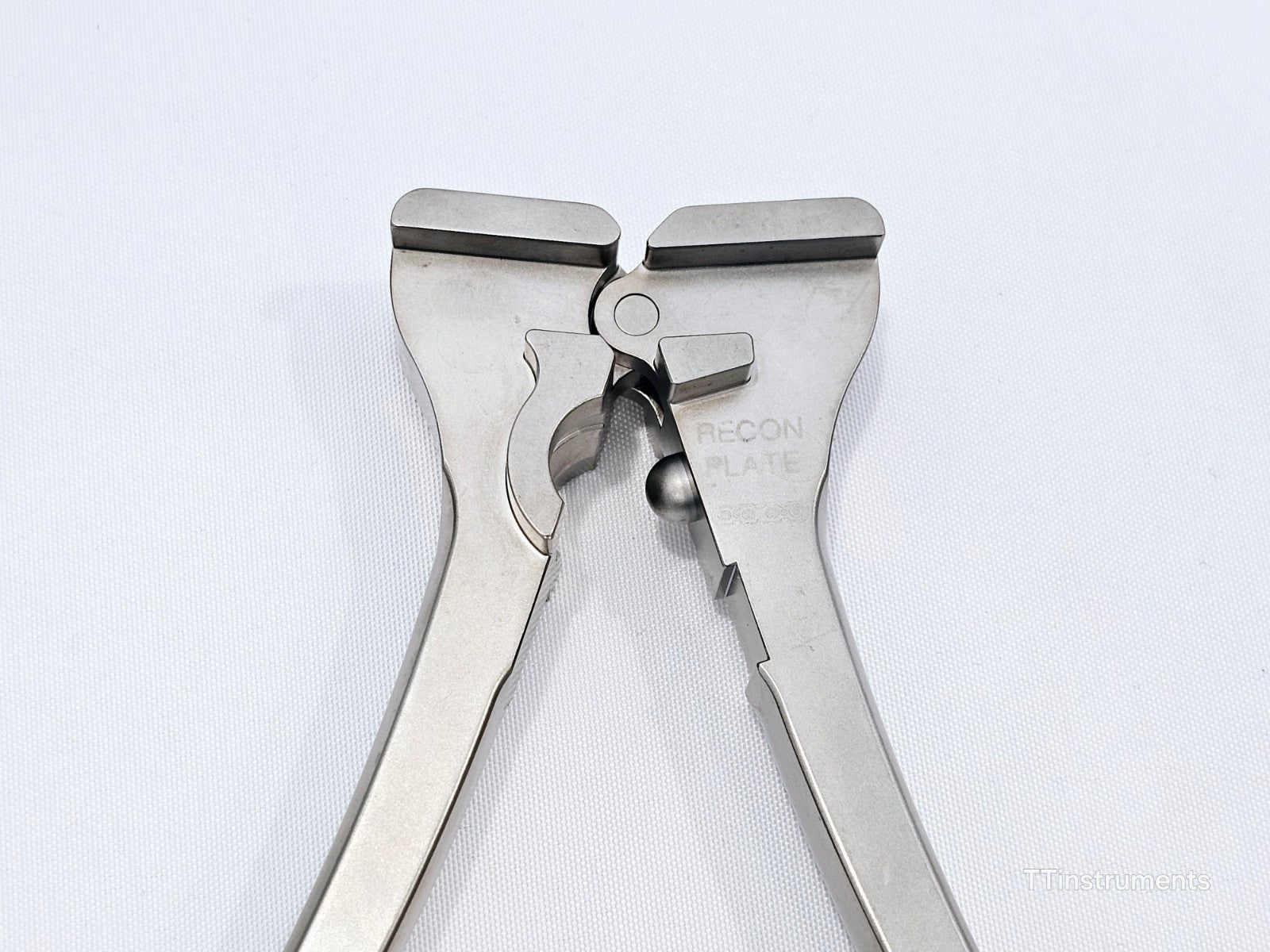 Stryker 702903 Recon Plate Pelvic Bending Pliers Pelvis and Acetabulum System2