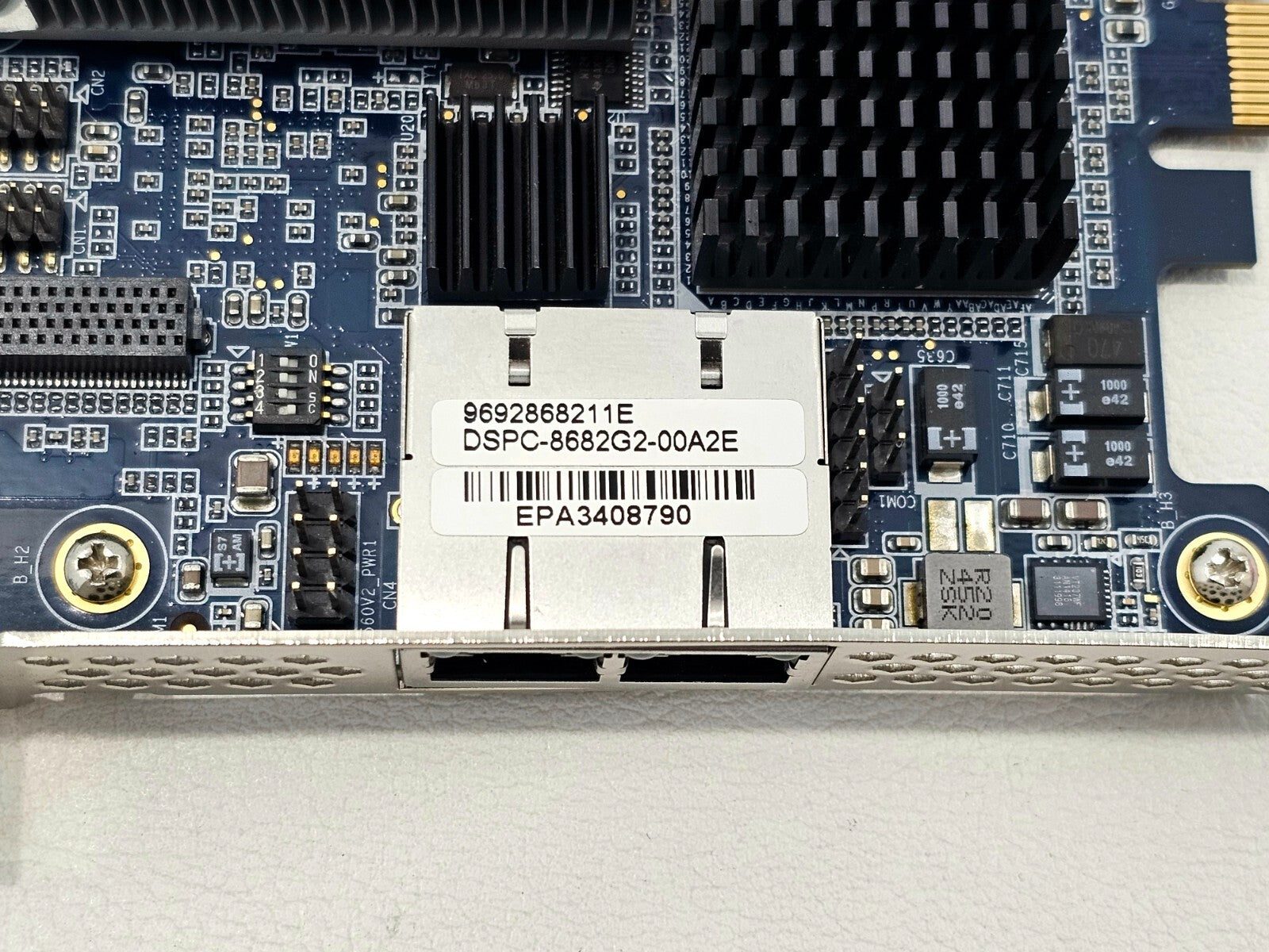 Advantech DSPC-8682G2-00A2E close-up of serial label showing part number DSPC-8682G2-00A2E and serial EPA3408790