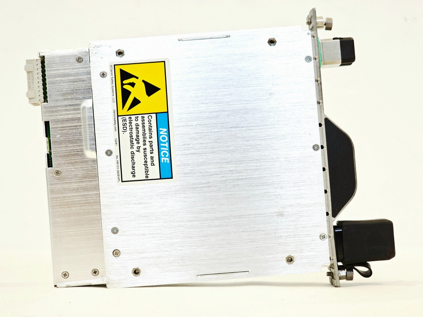 EXFO FTBx-945-SM3-EA optical fibre test module rear panel detail