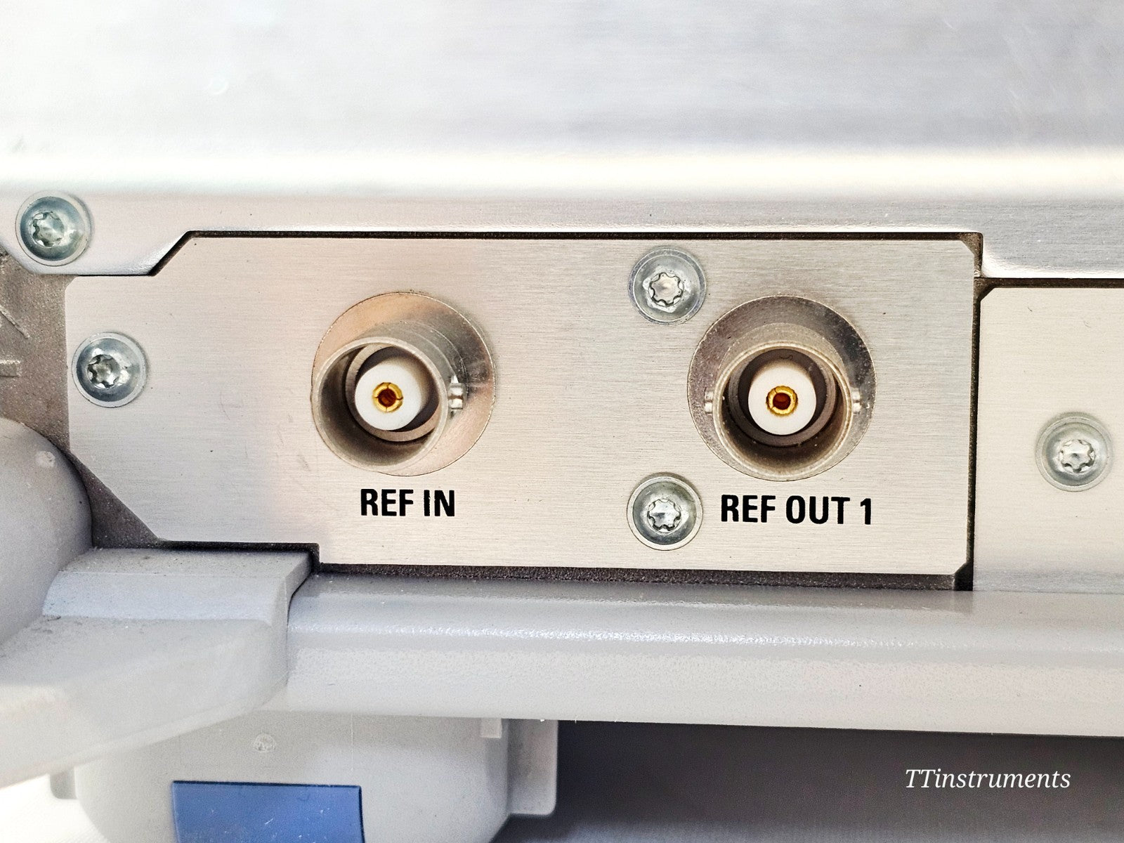 Rohde & Schwarz CMW290 Radio Communication Tester 1201.0002K29 RF Test Signal +
