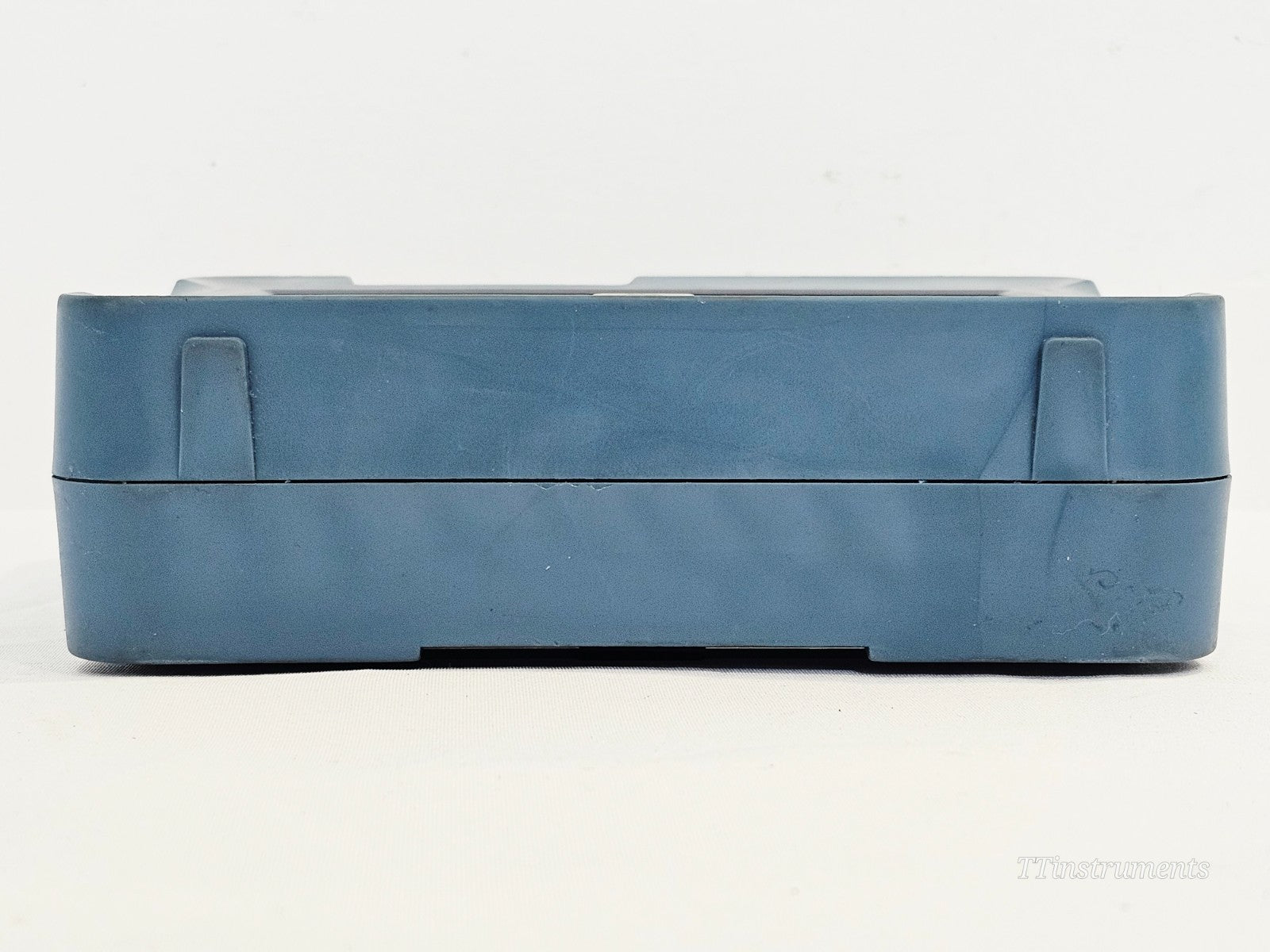 EXFO MAX-715B-M1-EA OTDR top view showing overall condition
