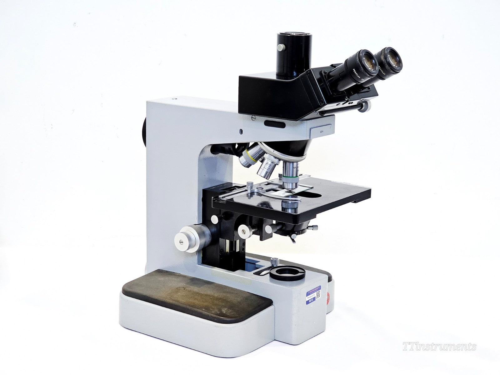 Leitz Orthoplan Compound Microscope with 6x Objectives & Illuminator