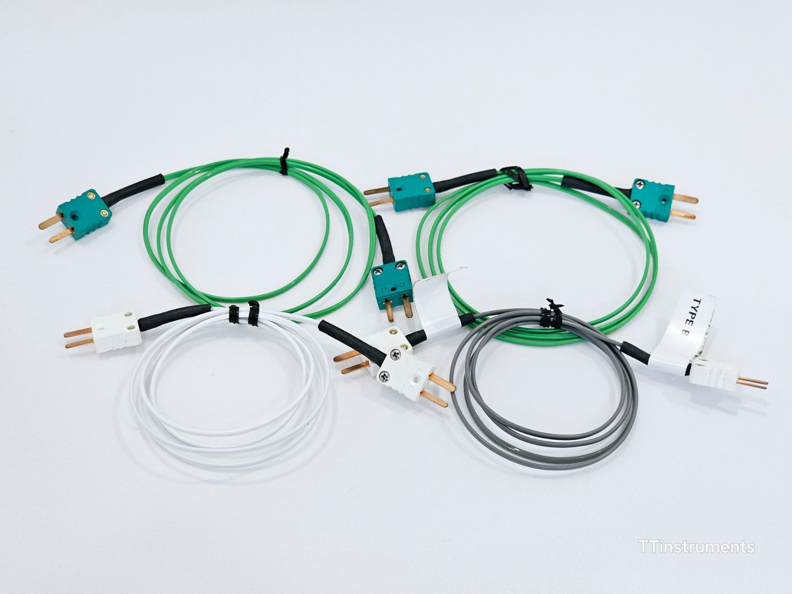 Fluke 5520A-525A Test Lead Set with Case For 5520A And 525A Calibrators