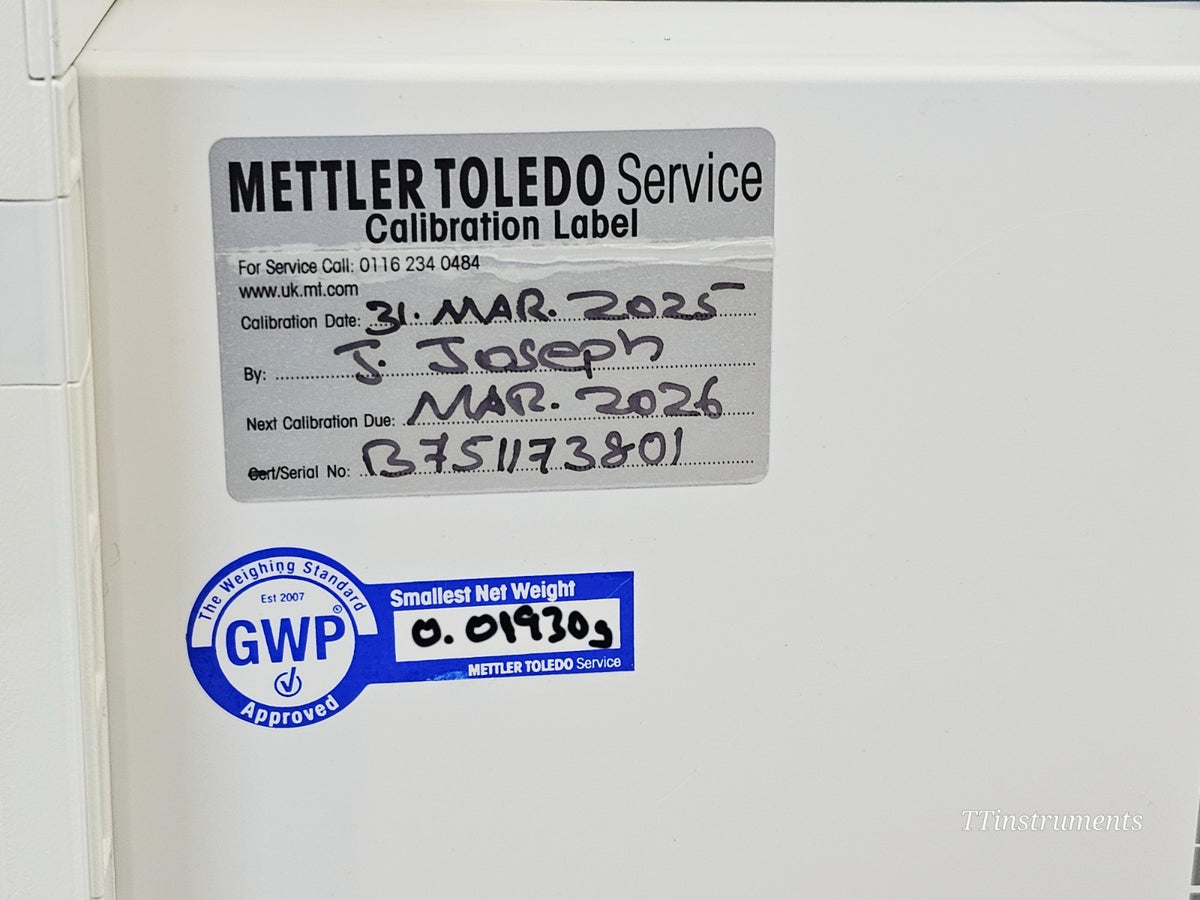 Mettler Toledo balance display screen readout used lab weighing instrument
