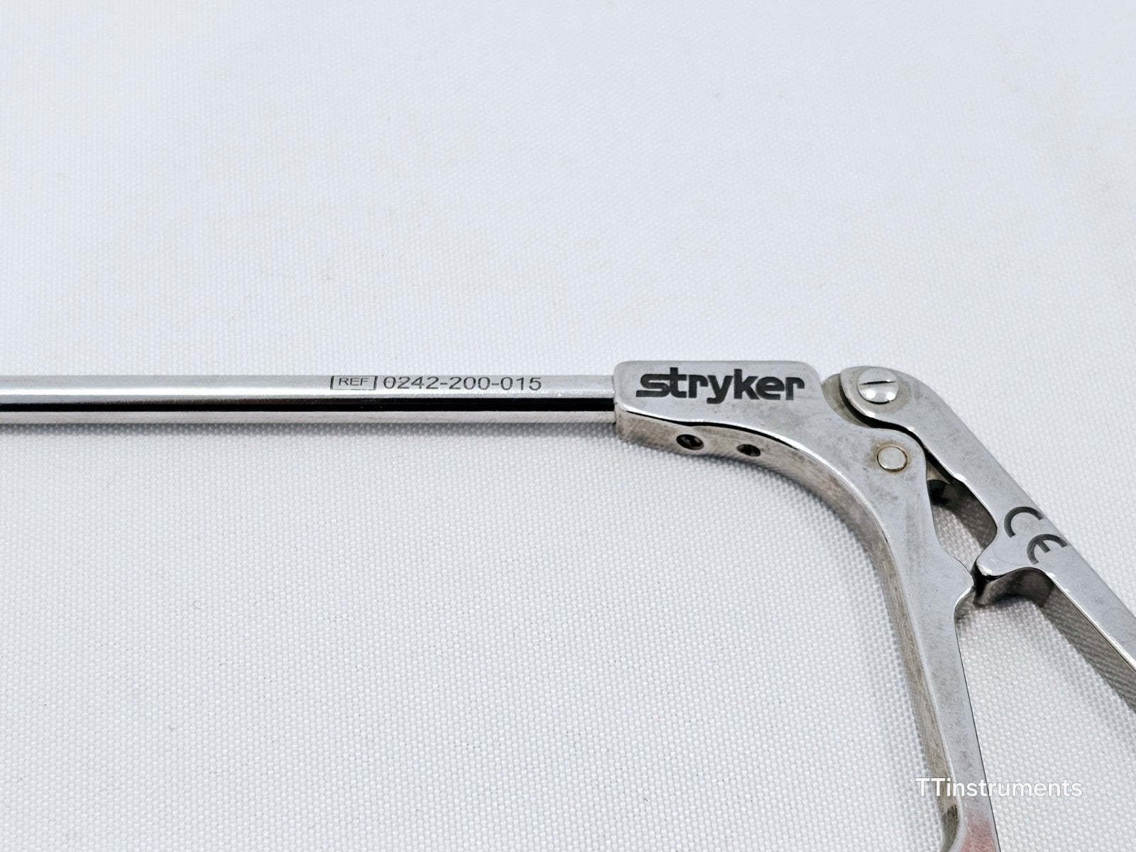 Stryker 0242-200-015 Straight Hip Suture Grasper 4mm
