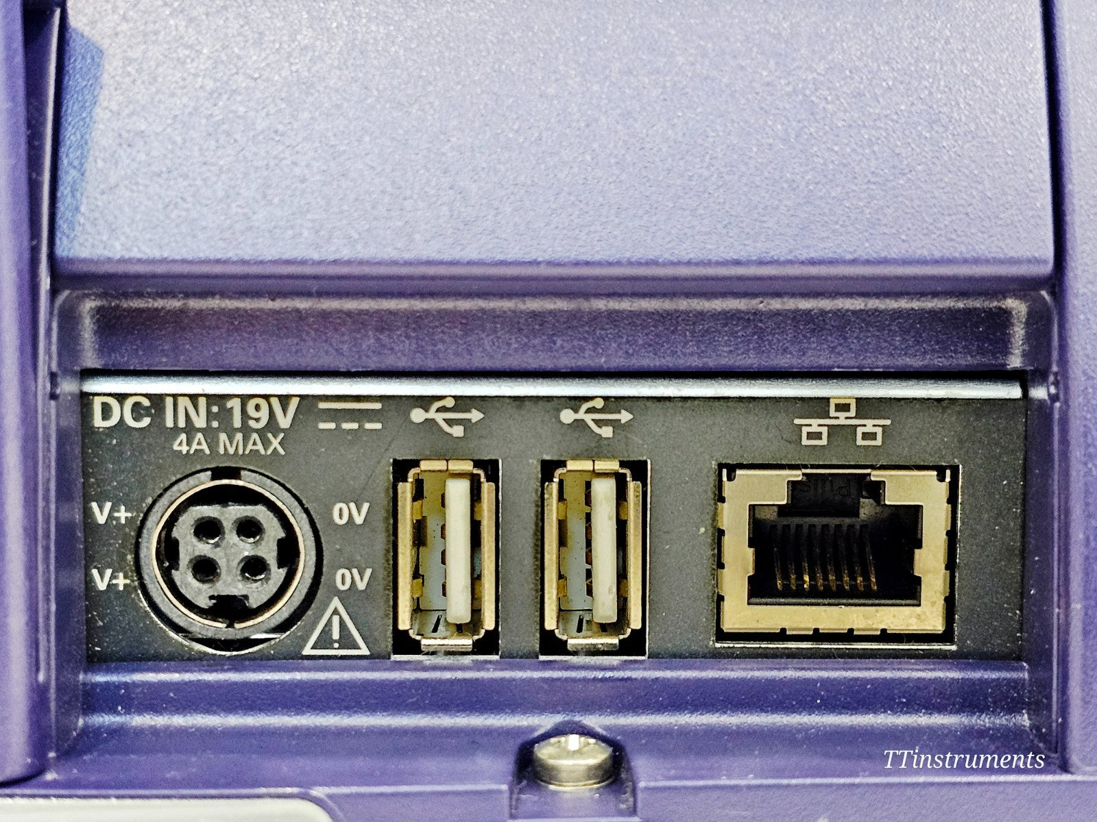 VIAVI JDSU fibre optic test equipment angled three-quarter view