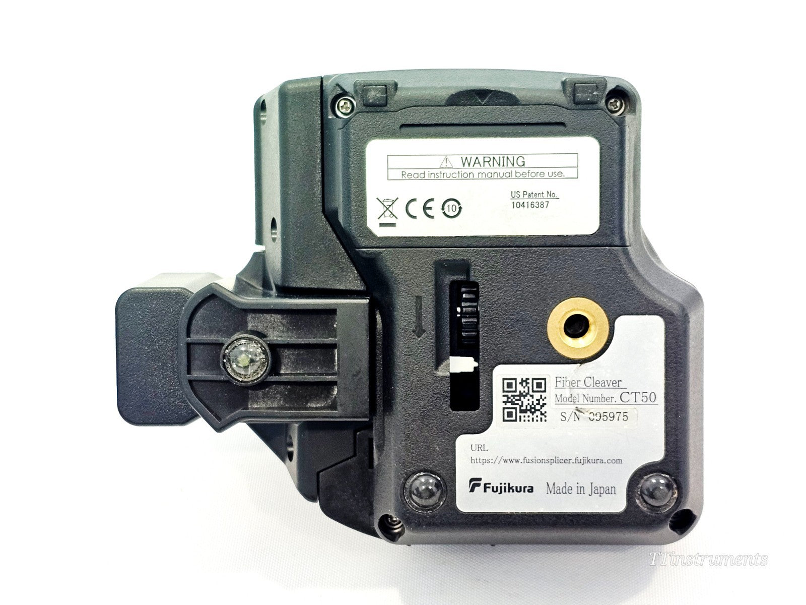Fujikura CT50 fibre cleaver rear label showing model CT50, serial 095975, Fiber Cleaver designation and Made in Japan