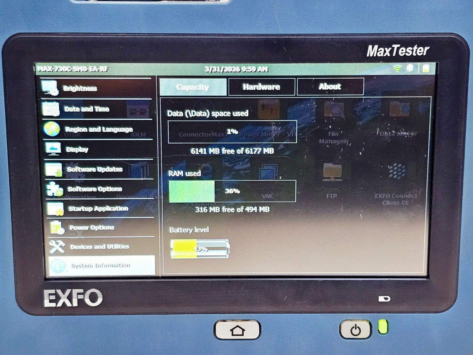 EXFO MAX-730C-SM8-EA OTDR module slot and expansion port view