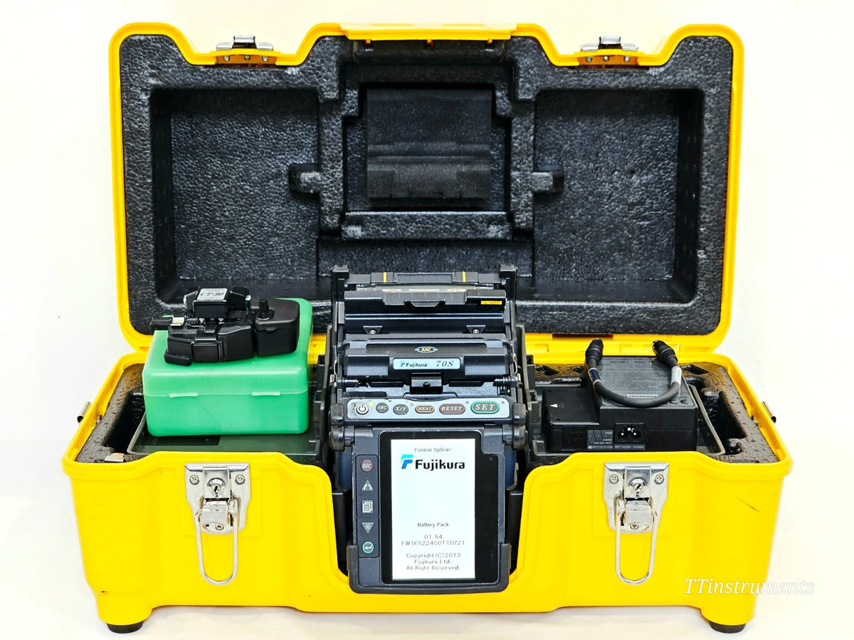 Serviced Fujikura FSM-70S Core Alignment Splicer with CT-30 Cleaver ARC 258490