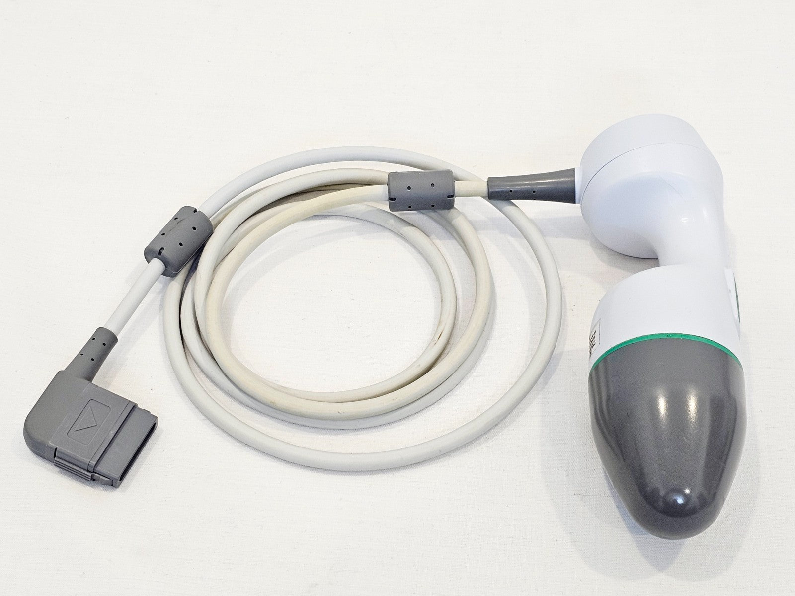 Verathon BladderScan accessories and cables included with unit