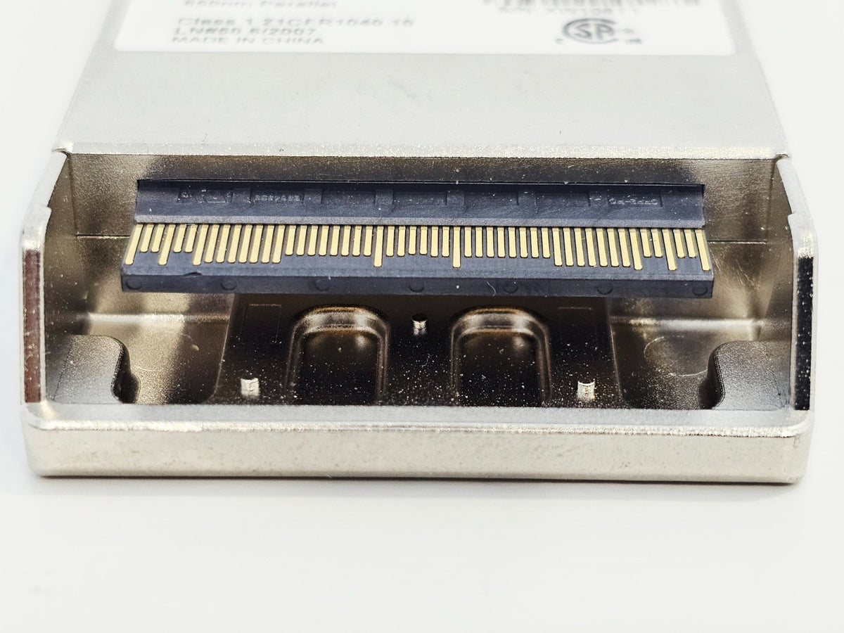 VIAVI CCFP2-112G-8-10 transceiver module connector port detail