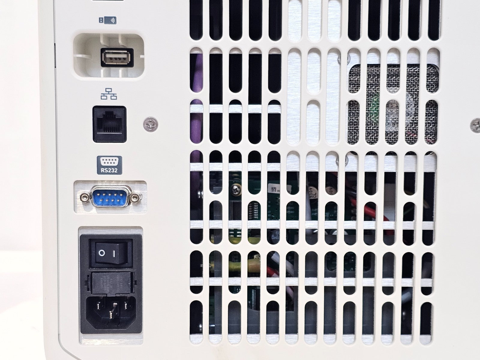 ThermoFisher QuantStudio 5 Real-Time PCR Instrument 96-Well 0.2ml Block