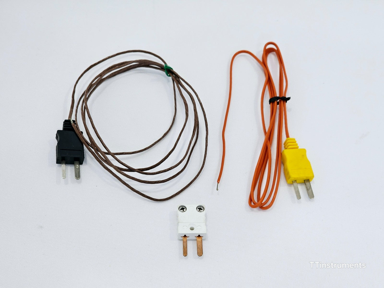 Fluke 5520A-525A Test Lead Set with Case For 5520A And 525A Calibrators