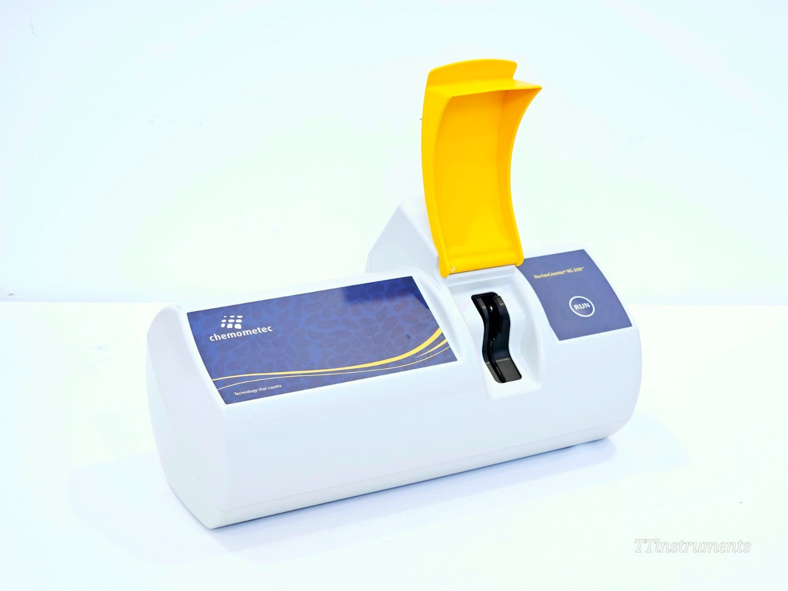 Chemometec A/S NucleoCounter NC-200 P/N: 900-0201 With PC and Licensed Software