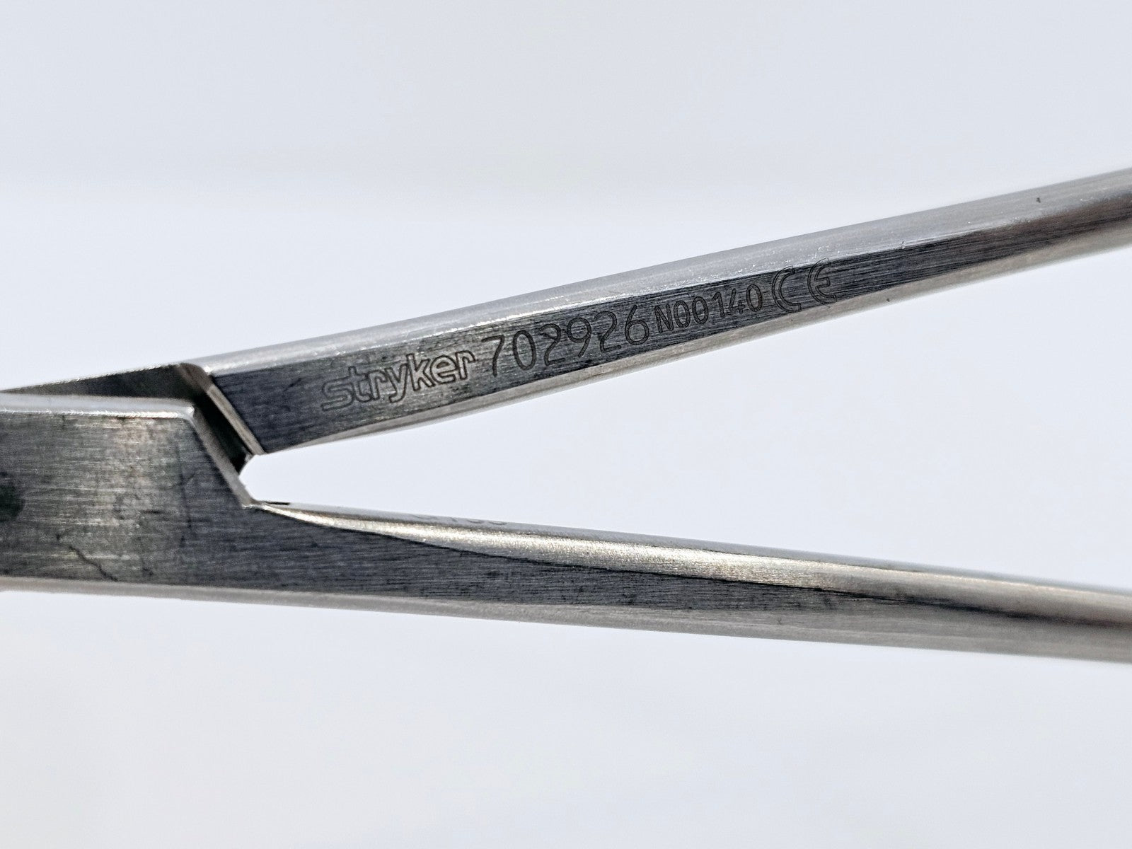 Stryker 702926 Reduction Forceps Small with Points 130mm