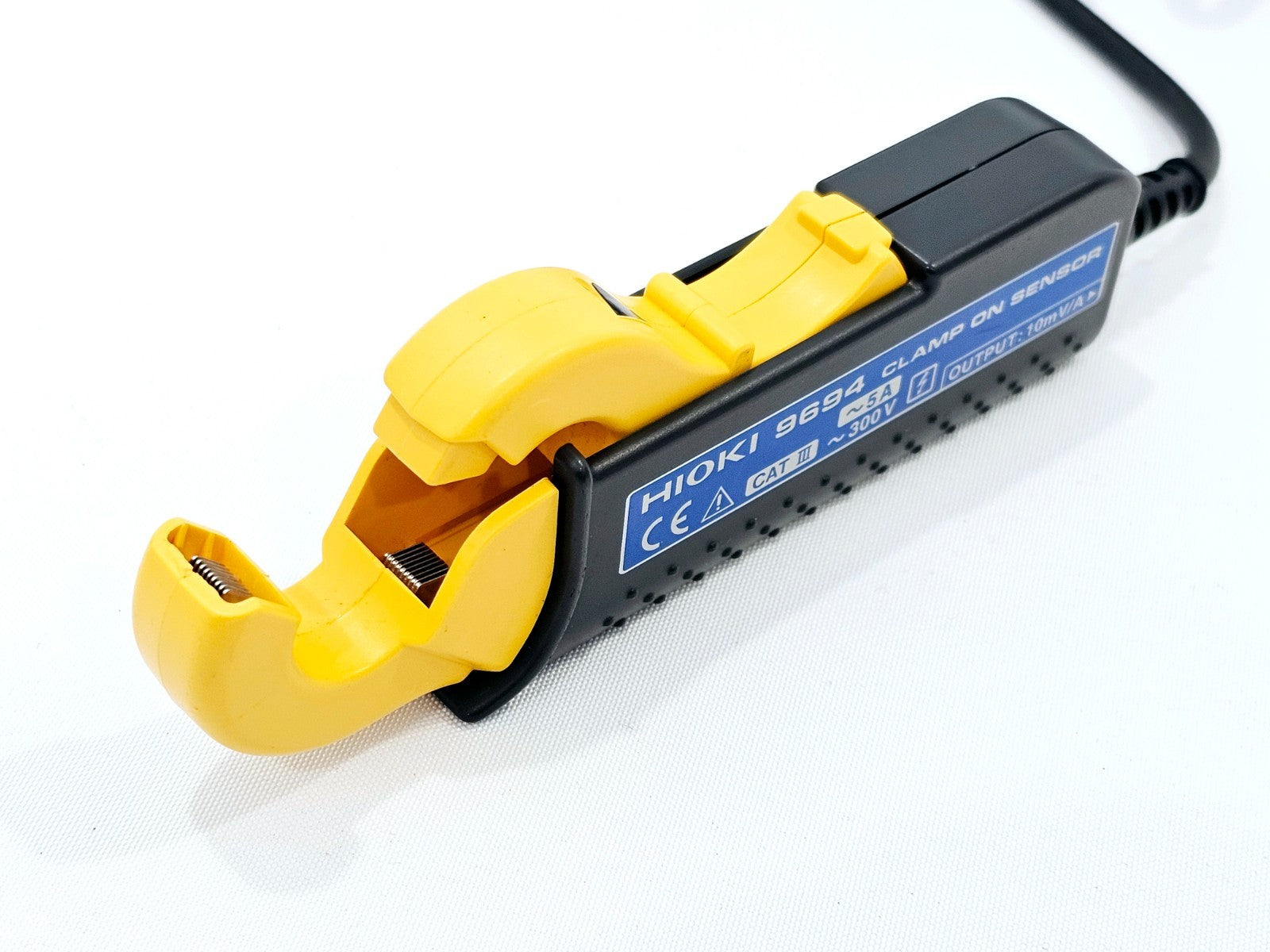 Hioki 9694 Clamp On Sensor CAT III 300V 5A 10mV/A for PW3360/65 3169 PW3198