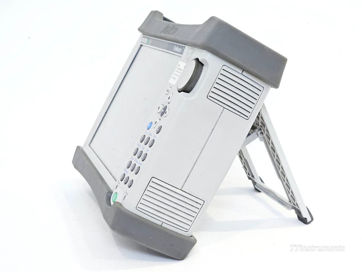 Anritsu S331E handheld antenna analyser rear view and battery compartment