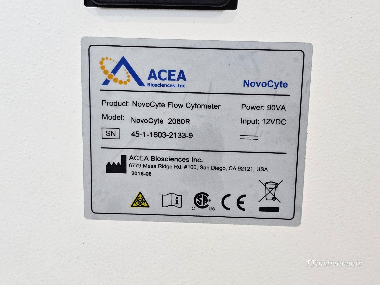 Agilent ACEA NovoCyte 2060R Flow Cytometer w/ NovoSampler Pro & Fluidics Station