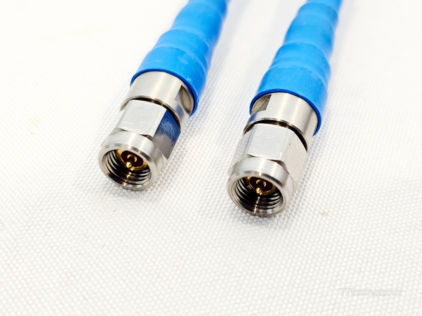 Anritsu J1551A RF cable connector end detail used test accessory