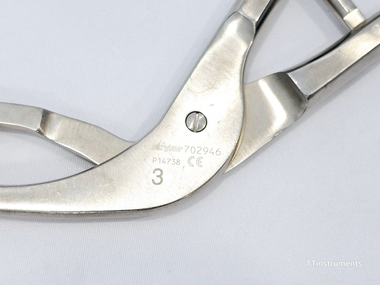 Stryker 702946 Orthopaedic Self Centering Swivel Head Forceps  Size 31