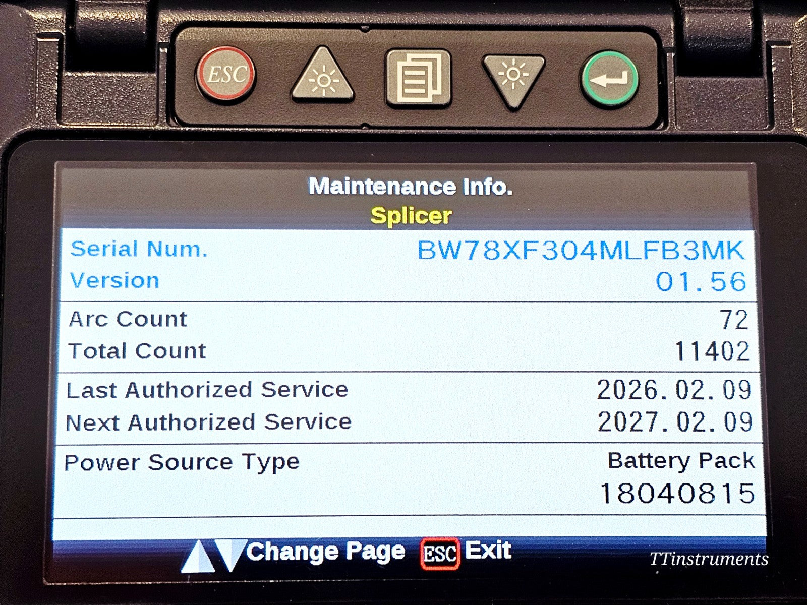 Fujikura FSM-62S+ maintenance screen showing arc count 11402, firmware v01.56, service dates Feb 2026 and Feb 2027