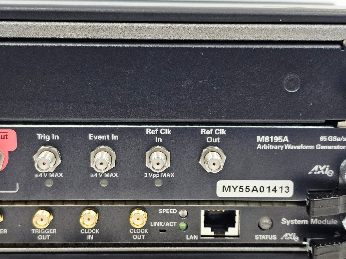 Keysight M9502A with M8195A Arbitrary Waveform Generator 65 GSa/s 4-channel11
