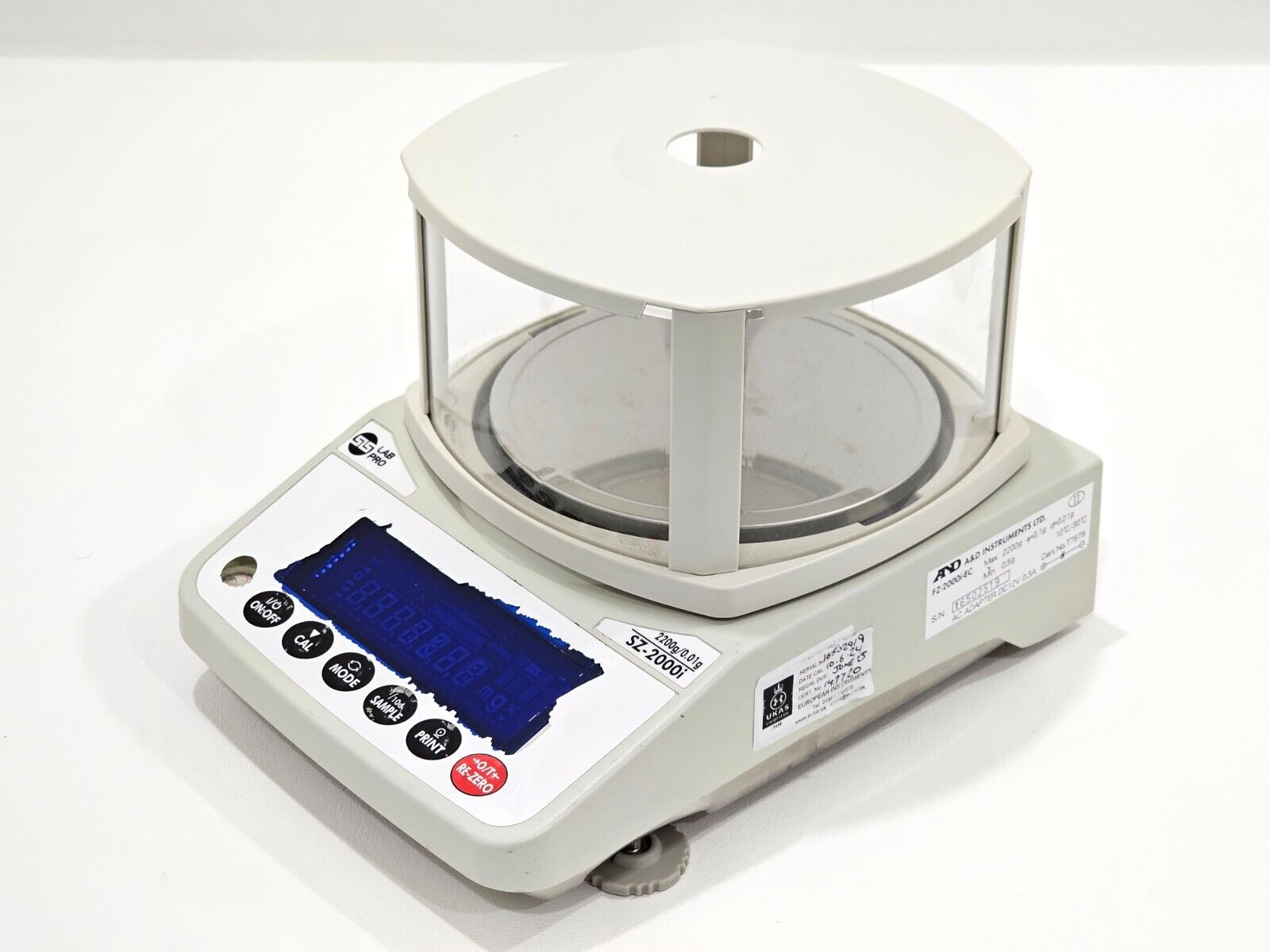 A&D SLS Lab Pro Precision Balance Scale FZ-2000i 2200g 0.01g Calibration June 25