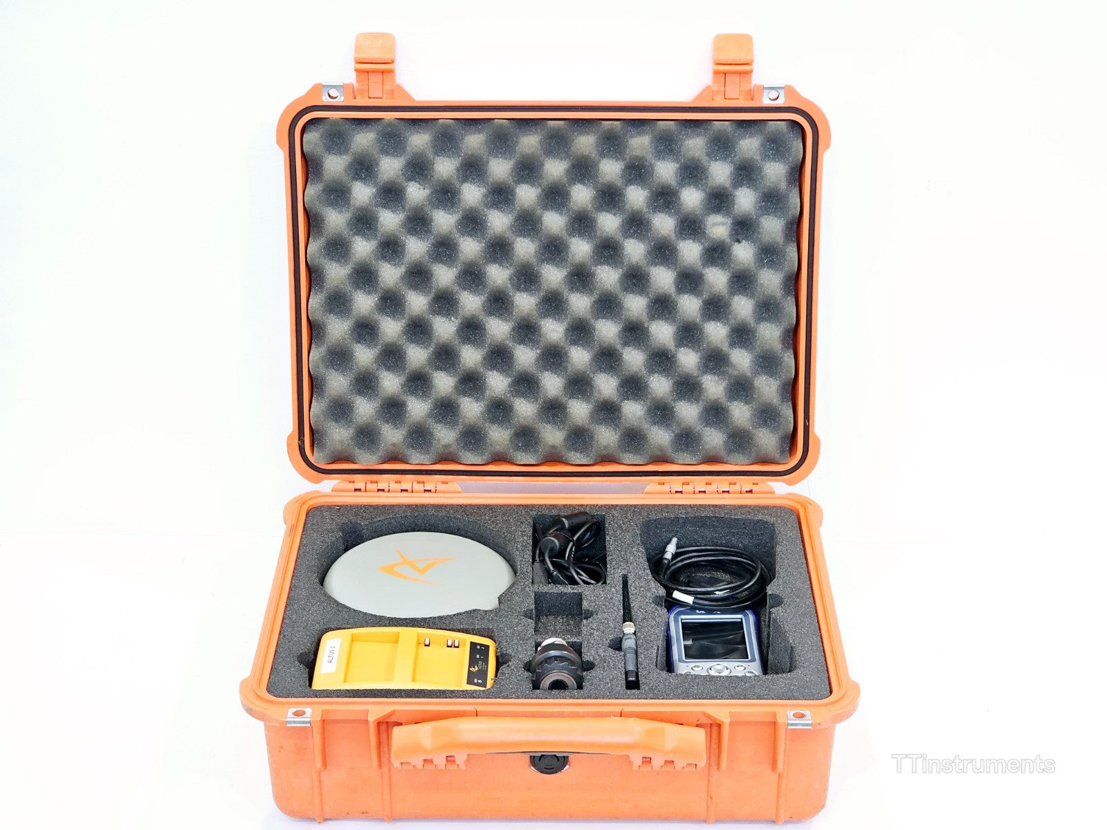 Altus APS-3 GNSS Receiver Kit with Carlson Controller w/ Rugged Case