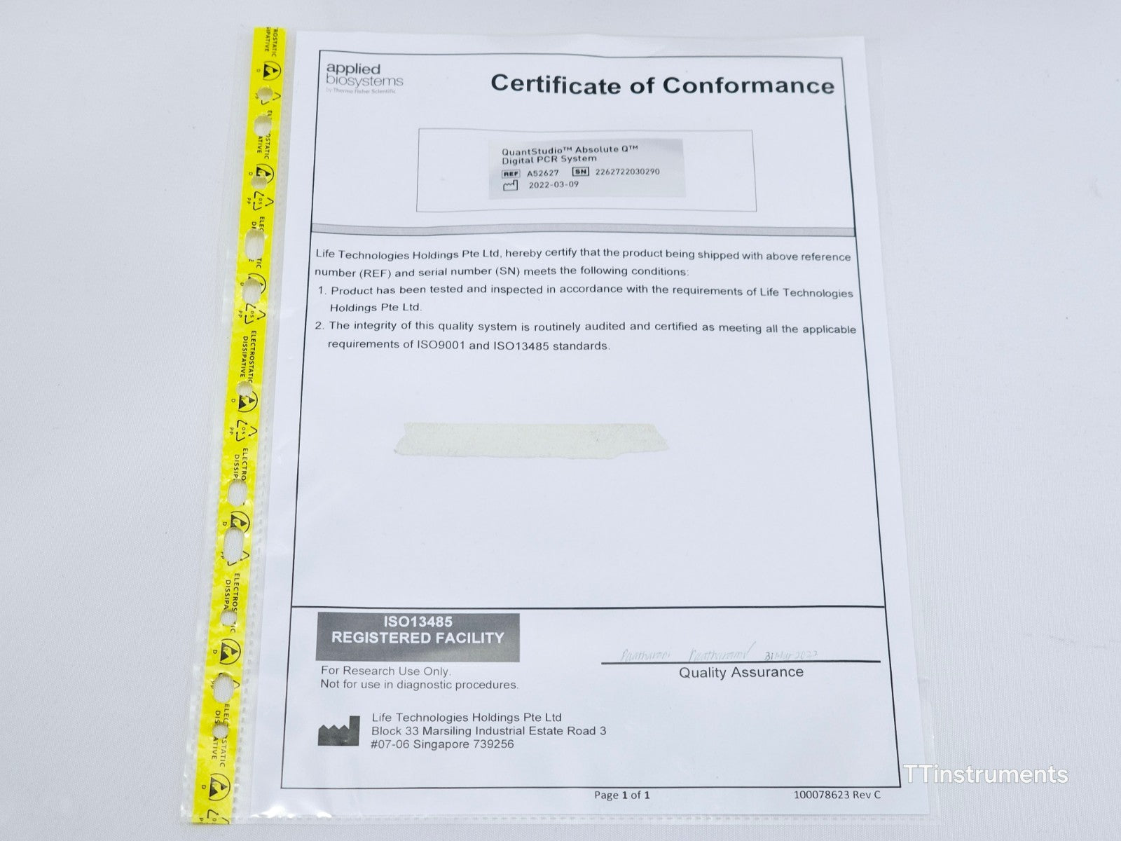 Applied Biosystems QuantStudio Absolute Q Digital PCR System Laptop and Software