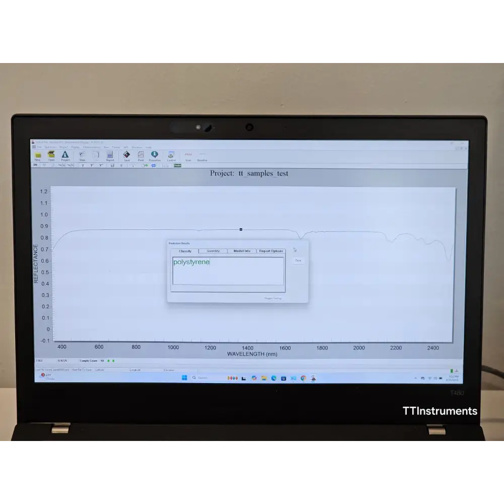 ASD LabSpec 5000 flexible gooseneck fibre harness connected to spectrometer unit