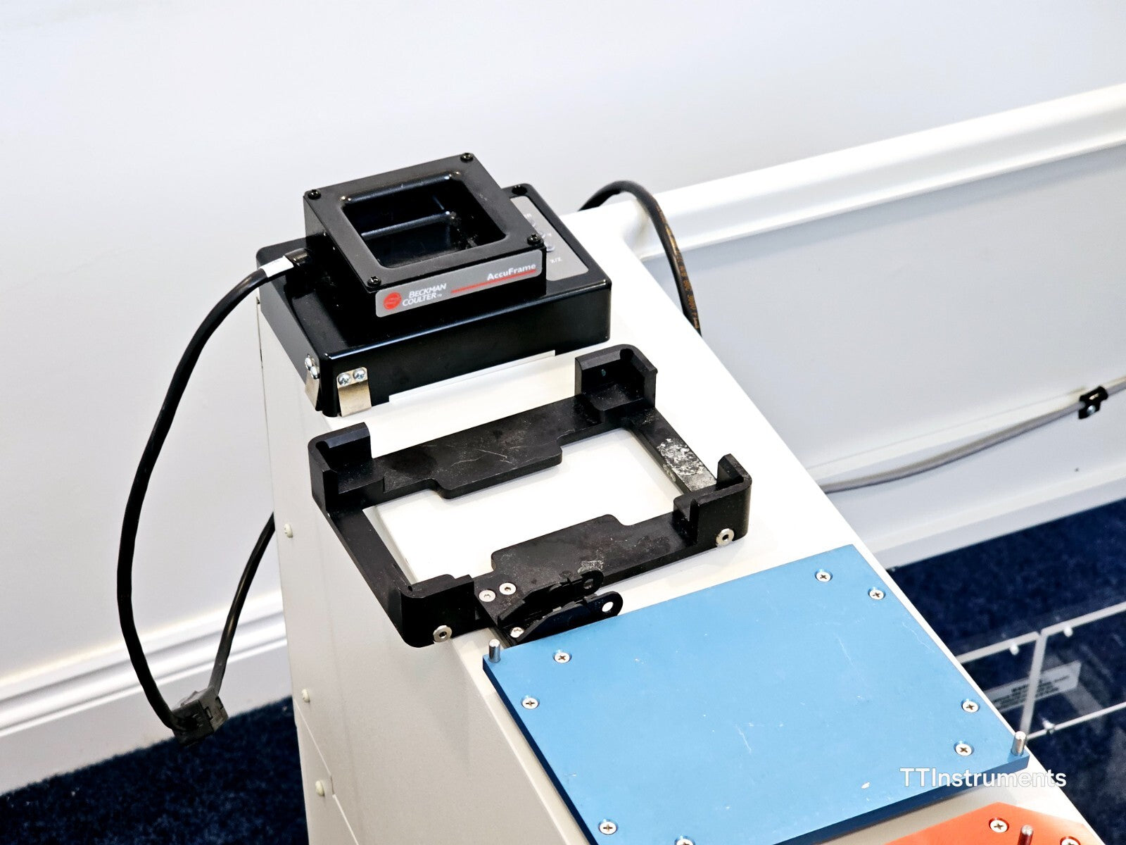 Beckman Coulter Biomek NXP Multichannel Automation Workstation With Accessories