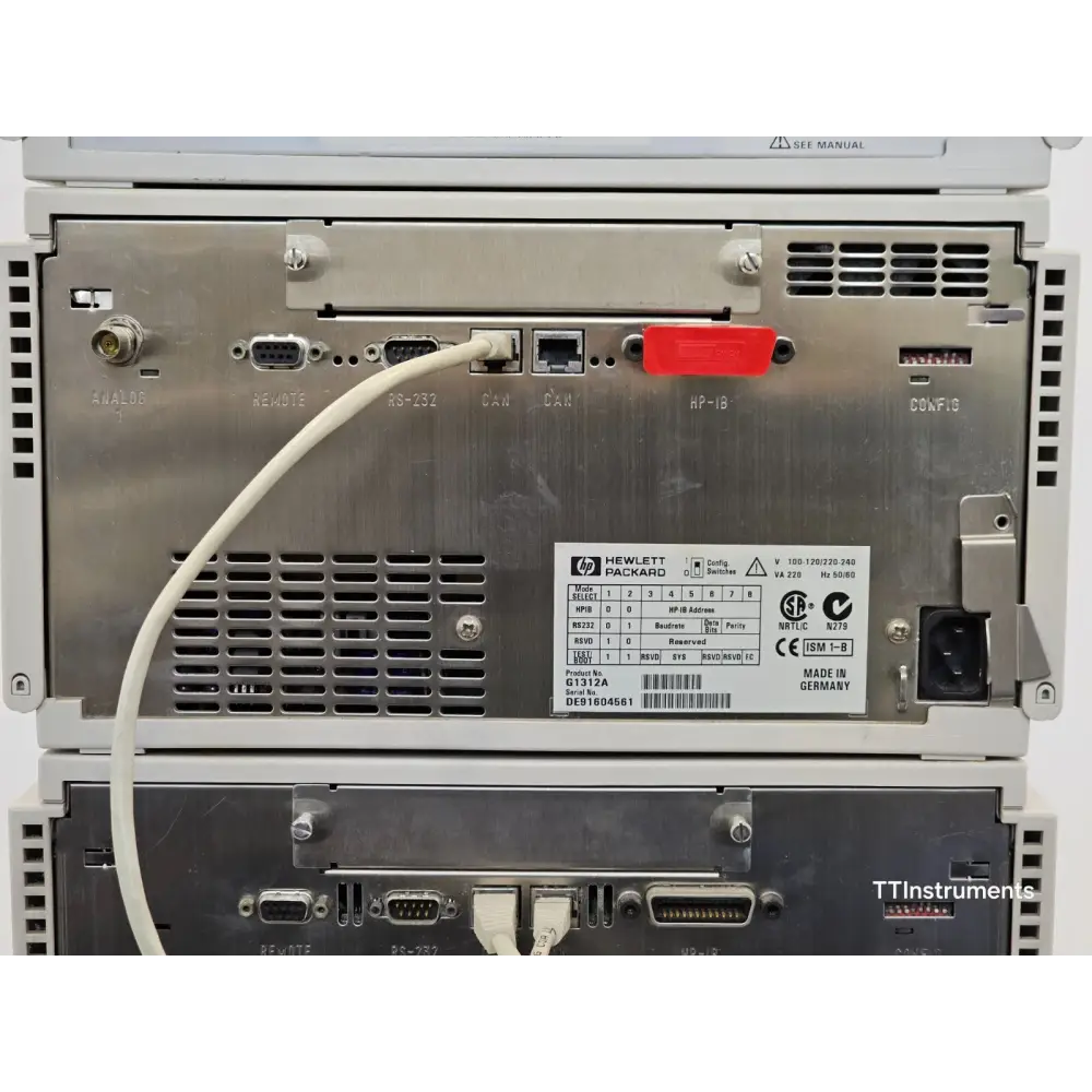 Agilent 1100 Series HPLC system tubing and fluidic connections detail