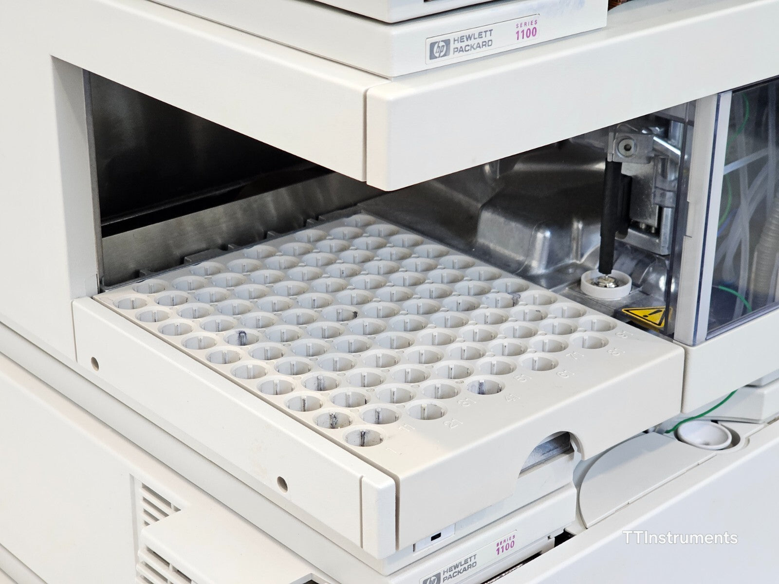 Calibrated Agilent HP 1100 Series HPLC System G1312A G1313A G1314A G1322A